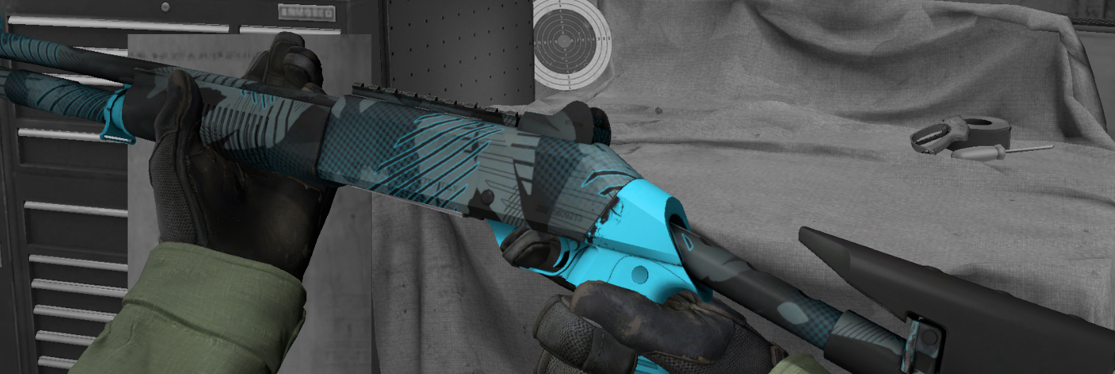 XM1014_slipstream_FractalBlue_hands